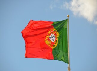 Ile euro wziąć do Portugalii?